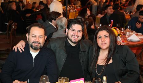  Sebastián Delgado, Mario Viera y Marisol Viera.