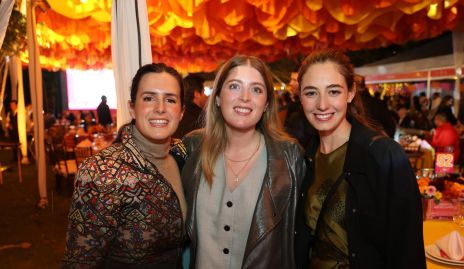  Paulina González, Adriana Zúñiga y María Reynoso.