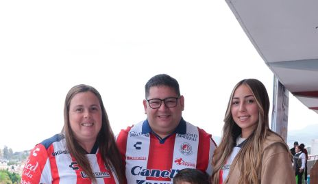  María, Jimena, Enrique y Luca.