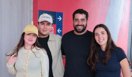  Érika Vega,  Emmanuel Limón, Carlos Barba y Valeria Alcalde.
