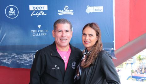  Joel Armendariz y Paty Vallejo.