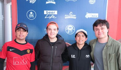  Alejandro, Ricardo Meza, Santiago Capín y Víctor Saenz.