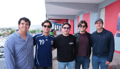  Manuel Rubio, Diego Meza, Emiliano Covarrubias, Adolfo Aldana y Luciano Ruelas.
