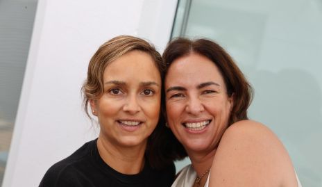  Paty Estrada y Alejandra Güemes.