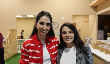  Mariana Alcalá y Miriam Ortiz.