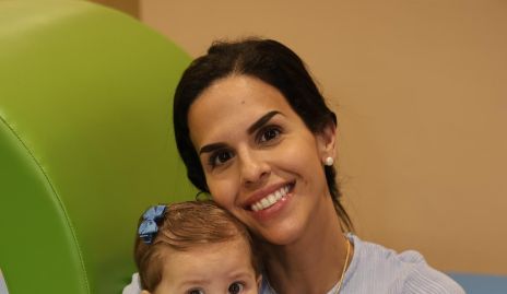  Marcela Schekaiban y Regina Lozano.