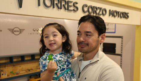  Miguel Torres con su hija Inés.