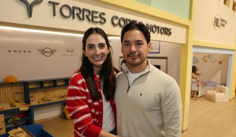  Mariana Alcalá y Miguel Torres.