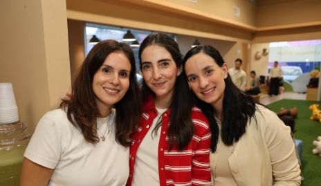  Valeria Flores, Mariana Alcalá y Luli Lamas.