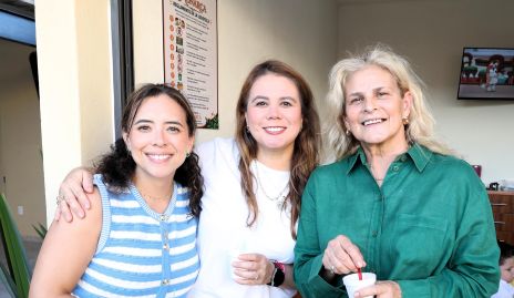  Liz Ramírez, Valeria Rocha y Maritza D’Argence.
