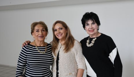  Mari Carmen Morales, Rocío de Romo y Lucy Stahl .