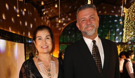  Claudia Balbontín y Tenoch González.