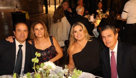  Aldo Pizzuto, Marcela Benavente, Daniela Benavente y Luis Fernando Fernández.