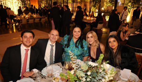  Matew Delgado, Oliverio, Martha Acevedo, Lucía Nava y Sofía Villegas.