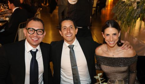  Alfonso Noyola, Andrés Chávez y Valeria Zúñiga.