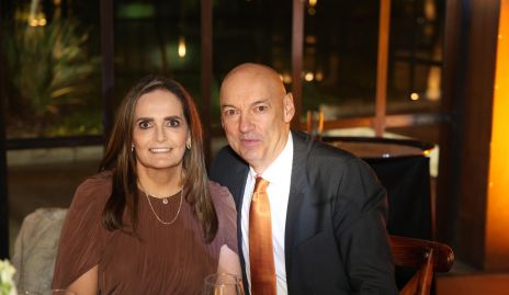  Gabriela Villanueva y Carlos González.