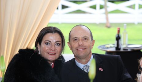 Elsa Lozano y Caco Corripio.