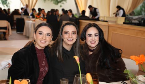  Adriana, Paulina y Andrea.