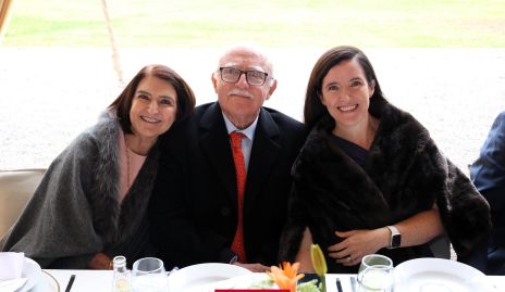  Verónica Hernández, Ernesto Martínez y Vero Martínez.