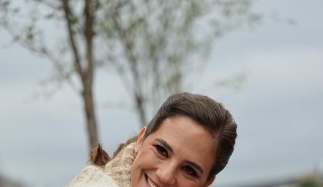  Daniela Hernández con su sobrina Inés.
