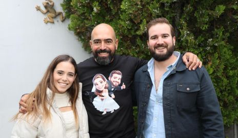  Ingrid y Germán De Luna con Felipe Martín Alba.