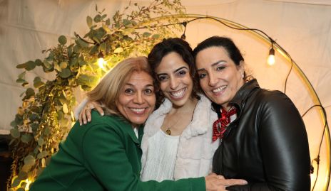  Olivia, Ale De Luna y Alejandra Alcalde.
