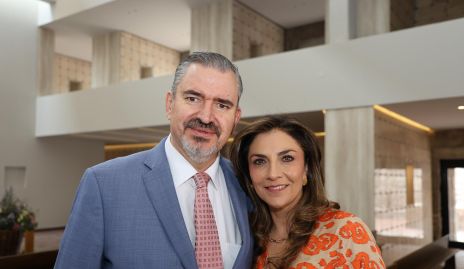  Mario Güemes y Alejandra Dip, padrinos de Montserrat.