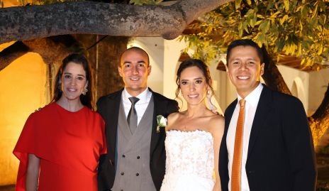  Mariana Fernández, Alejandro Villalobos, Valeria Rangel y Néstor Hernández.