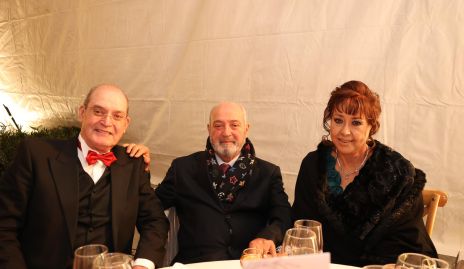  Salvador Fernández, Guillermo Fernández y Marbella Medrano.