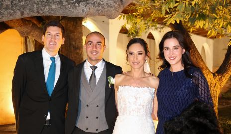  Alfredo Hernández, Alejandro Villalobos, Valeria Rangel y Renata Castillo. 