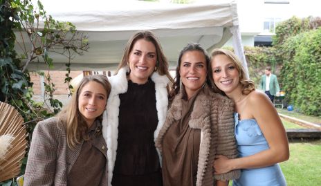  Sofía César, Paulet Lozano, Danitza Lozano y Ale Álvarez.