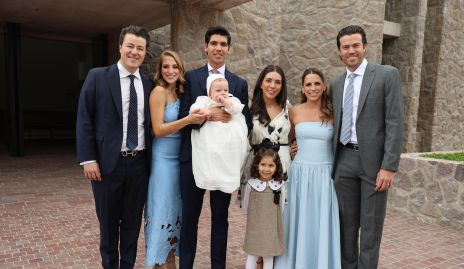  Gastón Lozano, Ale Álvarez, Rafael Tobías, Cristi Lorca, Carola Tobías, Paulina Aguirre y Roberto Lozano con Roberto.