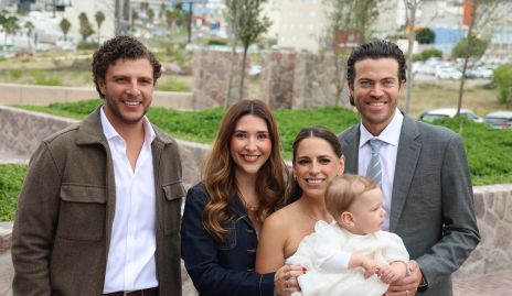  José Antonio Rois, Nuria Minondo, Paulina Aguirre, Roberto y Roberto Lozano.