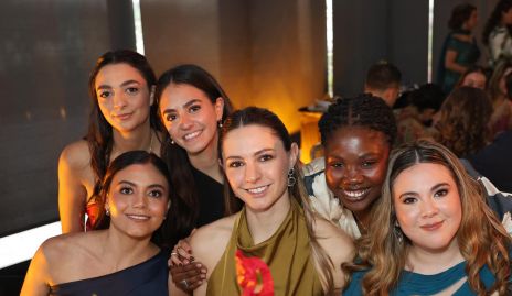  Luisa Orduña, Ale Castrillón, Nuria D’Argence, Ale Alessi, Nakandi MKare y Adriana Jaimes.