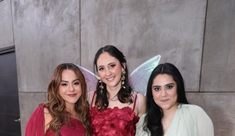  Marijó Gallegos, Alina Chessal y Joyce Cano.
