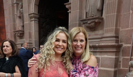  Gabriela Serment y Anita González.