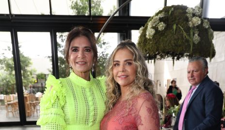  Claudia de los Santos y Gabriela Serment.