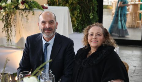  Pepe González y Claudia Serment.