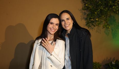  Montse Hampshire y Adriana Pérez.