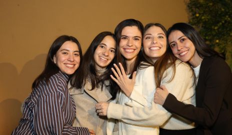  Carla, Valentina, Montse, Sofía y Consuelo 