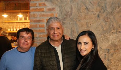  Kiko Mercado, Alfredo Ayala y Claudia Saldaña.
