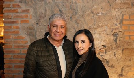  Alfredo Ayala y Claudia Saldaña.