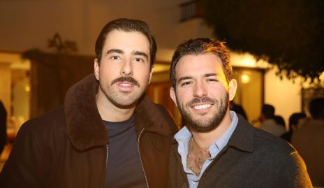  Alejandro y Roberto.