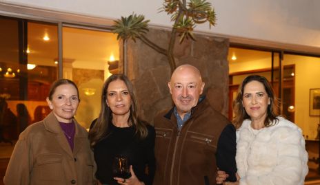  Jana y Pita Del Valle, Juan y Laura Pelayo.