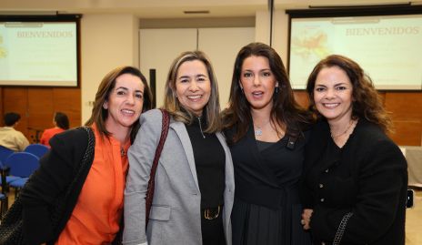  Ale Ávila, Sofía Valle, Cristina Puga y Montse Lozano 