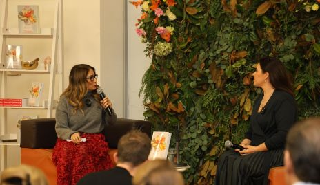  Vanessa Cortés y Cristina Puga.