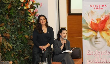  Ana Cris Pizzuto y Cristina Puga.