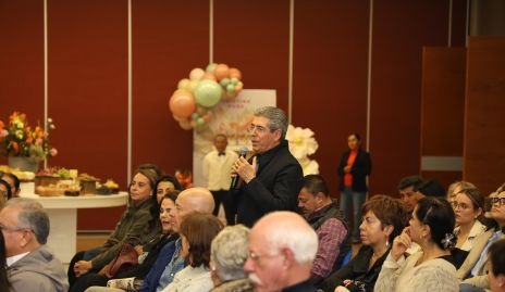 Ángel De Luna.