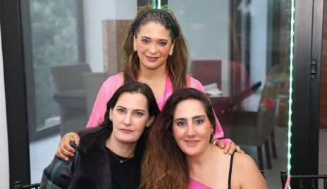  Sandra Morelos, Chelito Padrón y Lore Ortiz.