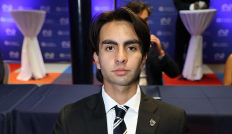  Guillermo Valdez.